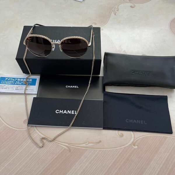 CHANELシャネル　サングラス