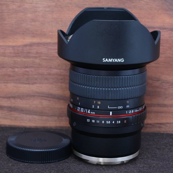 9986【良品】 SAMYANG サムヤン 14mm F2.8 Aspherical IF(CPU内蔵