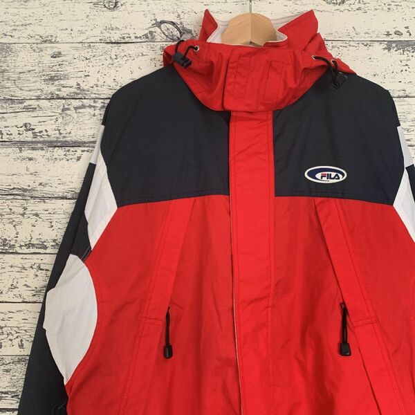 FILA SNOWWEAR　マウンテンジャケット　マウンテンパーカー　ワンポイントロゴ　トリコロール