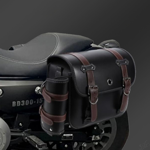 ◆カスタムをよりカッコよく◆ サイドバッグ 左右セット PUレザー ホルダー付き 防水 オートバイ アクセサリー バイク ブラウン