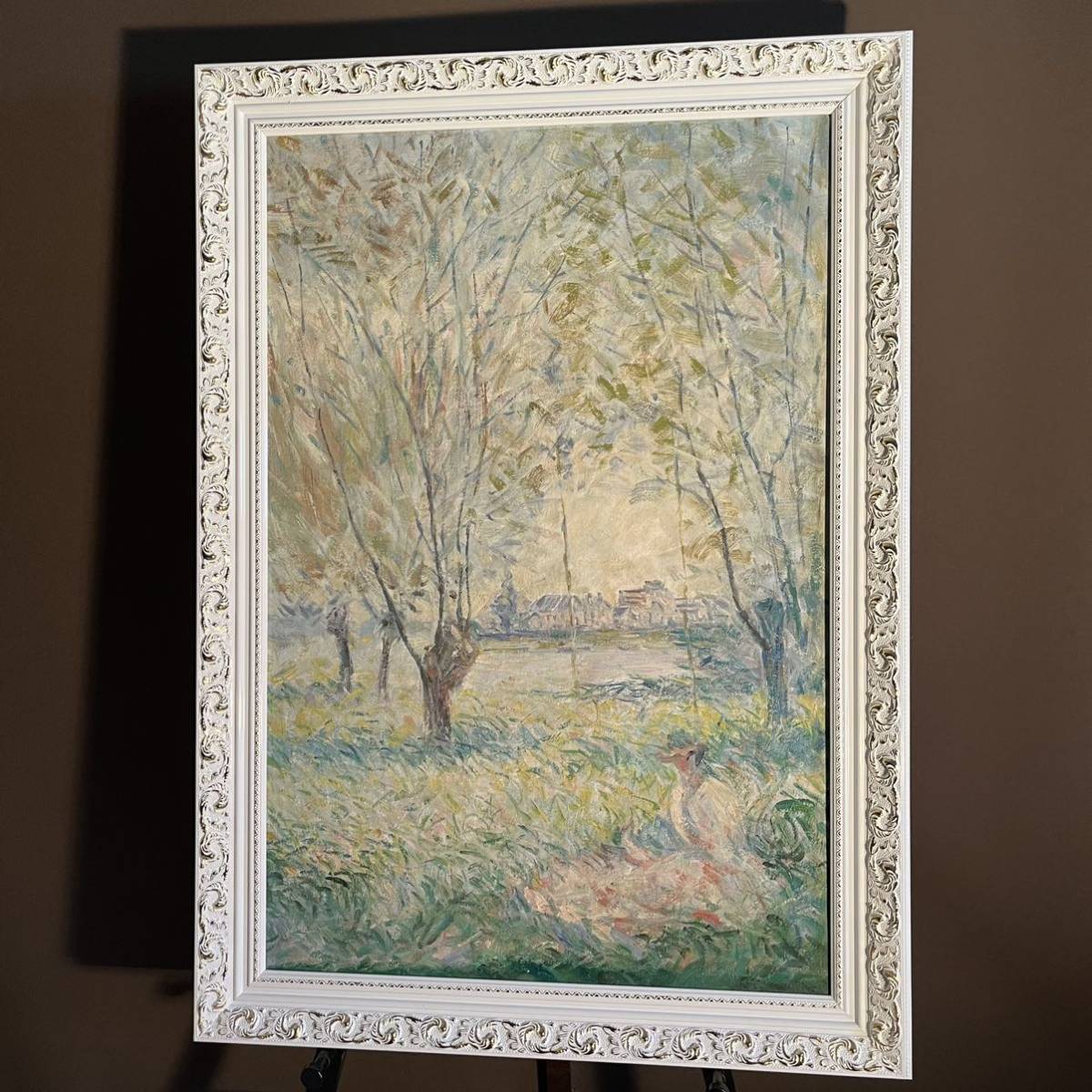 ★Excellent★ Peinture à l'huile peinte à la main par Claude Monet Femme assise sous des saules (grand) avec cadre, Peinture, Peinture à l'huile, Nature, Peinture de paysage