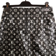 ルイヴィトン モノグラム レザー スカート レディース ブラック LOUIS VUITTON 中古 【アパレル・小物】_画像4