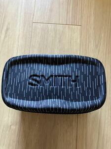 Smith ゴーグル　ケース