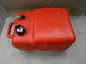 25-806 ㈱Suzukiマリン SUZUKI Suzuki船外機用 ガソリンTank FuelTank 予備Tank（ポリエチレン製） 約25L Used item