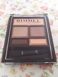 ★新品★002 ヘーゼルナッツショコラ RIMMEL リンメル ワンダー スウィート アイシャドウ チップ付