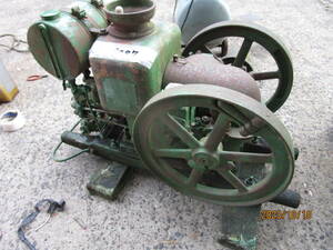  oil .N9287 engine Kubota AHDA 2.5 horse power retro antique old tool collection house love . house old type engine kerosene kerosene engine agriculture for engine agriculture departure 