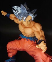 ドラゴンボール超 MAXIMATIC THE SON GOKOUⅠ 身勝手の極意 孫悟空 塗装済み完成品 フィギュア 正規品 同梱歓迎_画像2