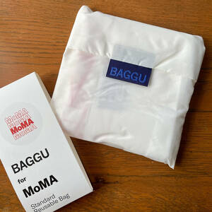 BAGGU　STANDARD BAGGU　MoMA ロゴ　スタンダードバグゥ　エコバッグ