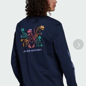 adidas originals ファニーDino 長袖Tシャツ