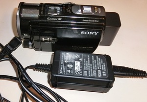 SONY HDR CX-560　一式　箱から総てそろっています　