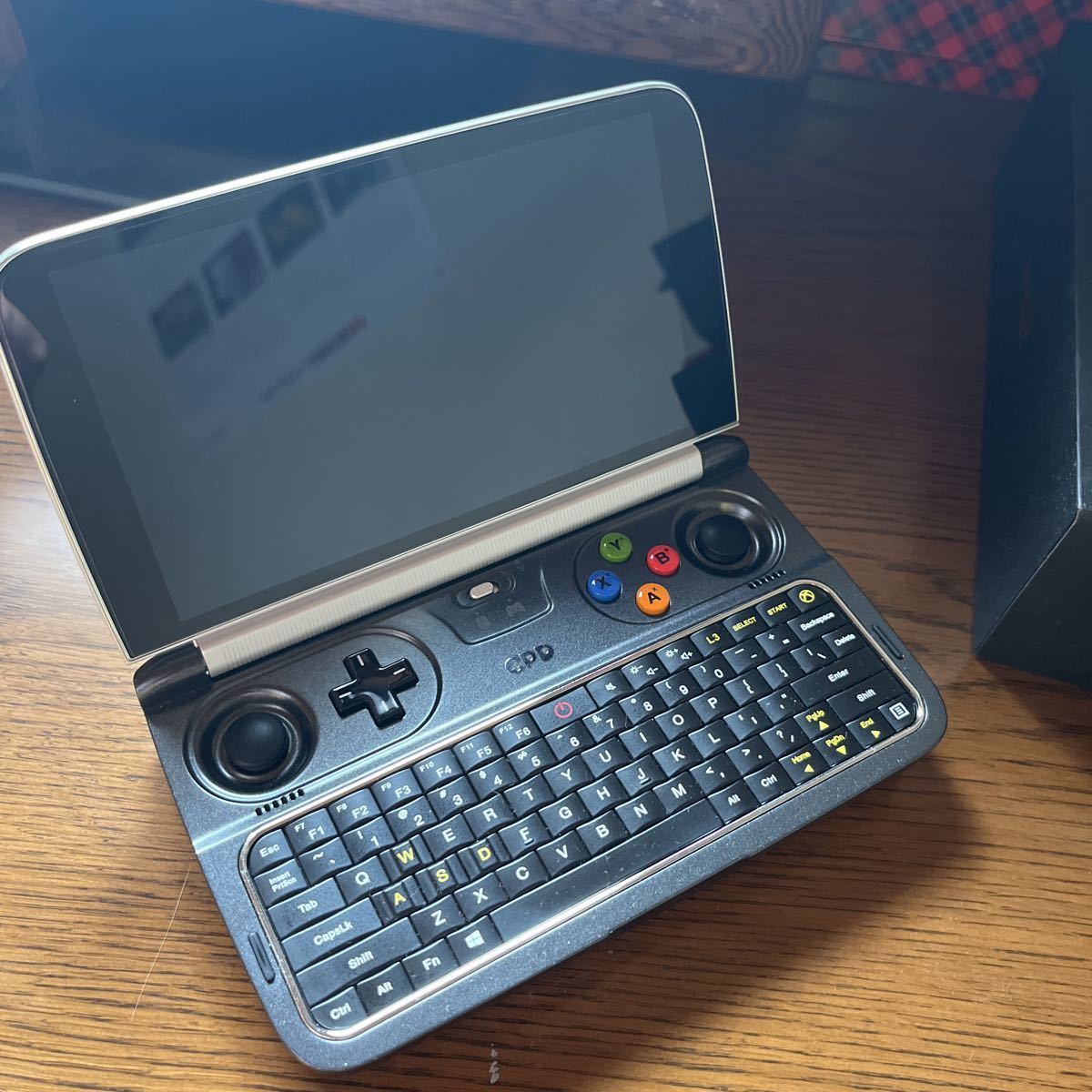 ヤフオク! -「gpd win 2」の落札相場・落札価格