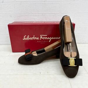 新 棚上2 ◎ 箱付き ① Salvatore Ferragamo サルヴァトーレフェラガモ 靴 パンプス ヒール ブラウン レディース5(22.5相当)