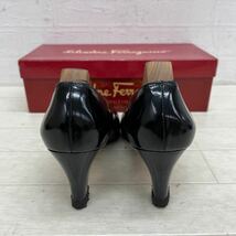1206◎ イタリア製 Salvatore Ferragamo サルヴァトーレフェラガモ 靴 パンプス ヒール エナメル ブラック レディース6(23.5相当)_画像5