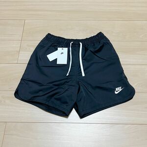 NIKE ナイキ　ショートパンツ　ハーフパンツ　ブラック　M