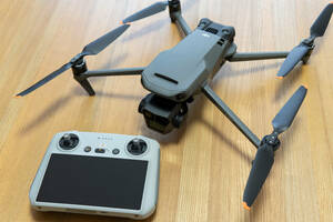 DJI Mavic 3 Pro Fly More コンボ（DJI RC付属）＋DJI Mavic 3 Pro 広角レンズ