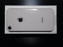 新品未使用 SIMフリー iPhone8 64GB ゴールド 本体 白ロム 送料無料（レターパックプラス）No.２_画像6