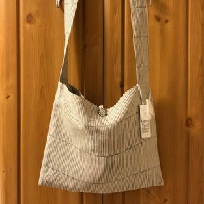 min perhonen ミナペルホネン 「misty line」sash bag カラー:beige