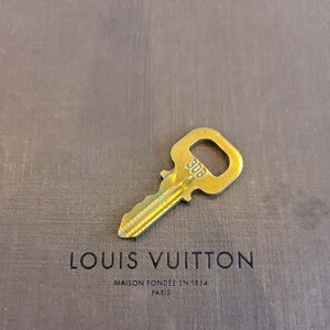 美品 Louis Vuitton パドロック カデナ 南京錠 ルイヴィトン 鍵 ゴールド 　番号　308　送料63円～