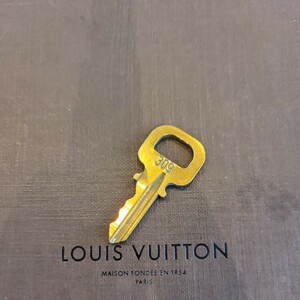 美品 Louis Vuitton パドロック カデナ 南京錠 ルイヴィトン 鍵 ゴールド 　番号　309　送料63円～