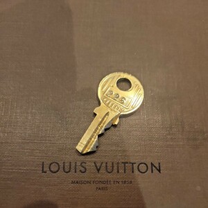 美品 Louis Vuitton パドロック カデナ 南京錠 ルイヴィトン 鍵 ゴールド 　番号　226　送料63円～