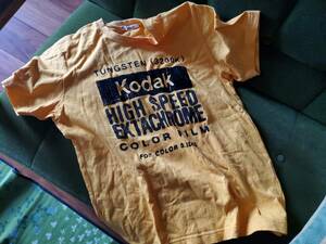 ユニクロ Tシャツ KODAK メンズMサイズ