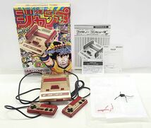 Y329-W13-245 Nintendo 任天堂 クラシックミニ ファミリーコンピュータ 特製ゴールド CLV-101 説明書・保証書・箱あり ゲーム機 おもちゃ④_画像1