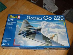 1/72 ホルテン Go 229 ドイツ 全翼型戦闘爆撃機 レベル Horten Go 229 Revell