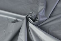 ♪ポリエステルタフタコーティング防風効果アウトドア用品にも グレー 巾：140cm♪2.2m[7576-h-2.2m]_画像1