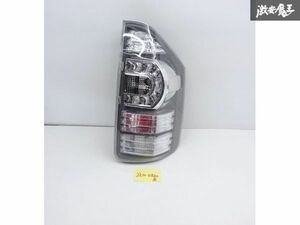 トヨタ 純正 ZRR70 70系 ヴォクシー 後期 LED テールライト テールランプ 右 右側 運転席側 ICHIKOH 28-220 点灯不良品 訳有品 即納 棚12-3