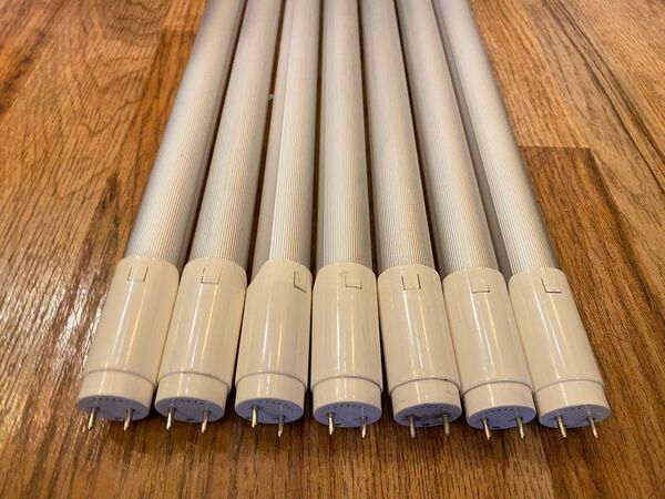 直管蛍光灯40w型LED 予備品処分販売