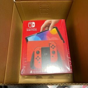 Nintendo Switch（有機ELモデル） マリオレッド