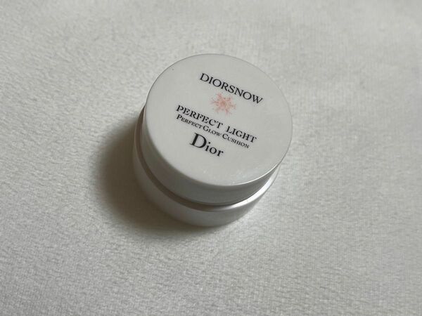 Diorのスノーパーフェクト ライト クッション 010ブレメイクアップ