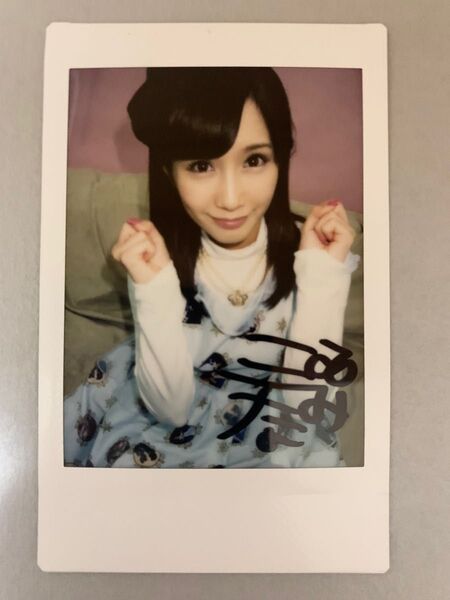 【小島みなみ】直筆サイン入り限定生チェキ