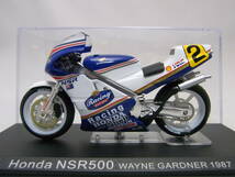 ★人気商品★HONDA NSR 500 Wayne Gardner 1987 1/24 チャンピオンバイク ホンダ NSR500 ワイン ガードナー★検索:ロスマンズ _画像1