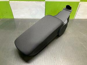  Audi A1 DBA-8XCHZ armrest 