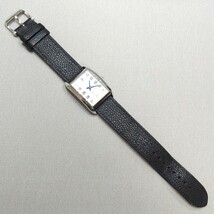 良品★TOM FORD TIMEPIECE N.001 TFT001 009 ポリッシュドケース ホワイトダイヤル 替えベルト付き 腕時計 タイムピース トムフォード★_画像6