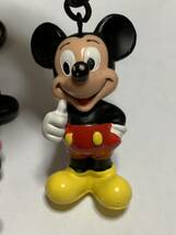ディズニー　ミッキーマウス　ミニーマウス　フィギュア　マスコット付き　キーホルダー　セット_画像2