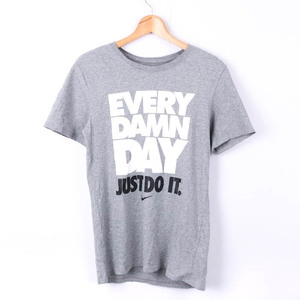 ナイキ 半袖Tシャツ プリントT クルーネック スポーツウエア トップス コットン100% メンズ Sサイズ グレー NIKE