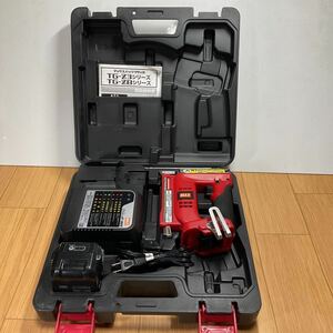 MAX マックス 充電式タッカ　TG-Z3-BC/40A 14.4V/4.0Ah 中古良品！【送料無料♪】