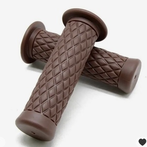 バイク オートバイ用ハンドルグリップ 内径 左2.2cm 右2.4cm カスタム 改造 インチハンドル