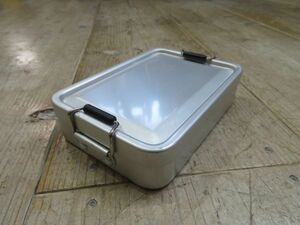 [USED/ made in Japan /1980 period ] aluminium lunch box /. meal inserting / side dish inserting RIKEN for searching = camp / Showa Retro / waterproof / case / fire . inserting / toolbox /D1022