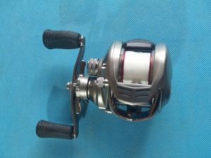 DAIWA AGGREST 100SH 7.1 ダイワ ベイトリール アグレスト 右巻き