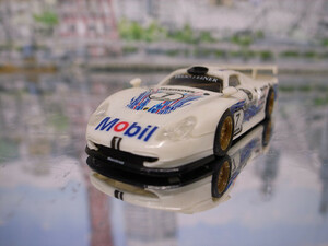 TRUMPETER - MGM / トランぺッター 1/87 ポルシェ ９１１ GT1 No.7 希少美品