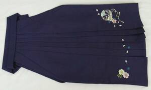 su153.. женщина . hakama фиолетовый земля . цветок вышивка рисунок прекрасный товар шнур внизу передний длина 70cm