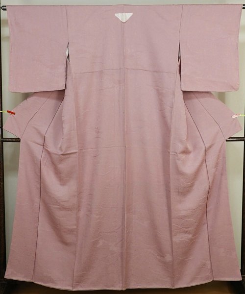 P190 正絹 色無地着物 1つ紋入り 芝波の地模様 未使用 【美品】身丈161cm ◎◎セール◎◎