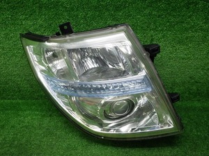 日産　E51　NE51　エルグランド　中期　後期　右ヘッドライト　キセノン　HID　100-24852　230928034