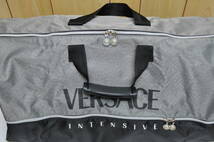 未使用！ ヴェルサーチ　大型ボストンバッグ　ショルダー　VERSACE INTENSIVE　シルバー ＆ ブラック_画像5