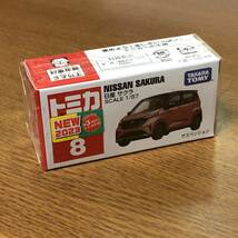 ♪♪トミカ 8 日産 サクラ 新車シール仕様♪♪_画像1