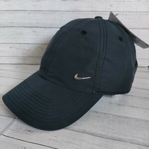 【メタルロゴ】ナイキ　NIKE　ブラック　キャップ　57-59cm スポーツ　アウトドア　ユニセックス　ぼうし　防寒対策　サッカー　テニス