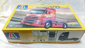 開封 未組立 ITALERI イ　タレリ 1/24 VOLVO ボルボ FH-16 GLOBETROTTER XL グローブトロッター トレーラーヘッド エンジン付き